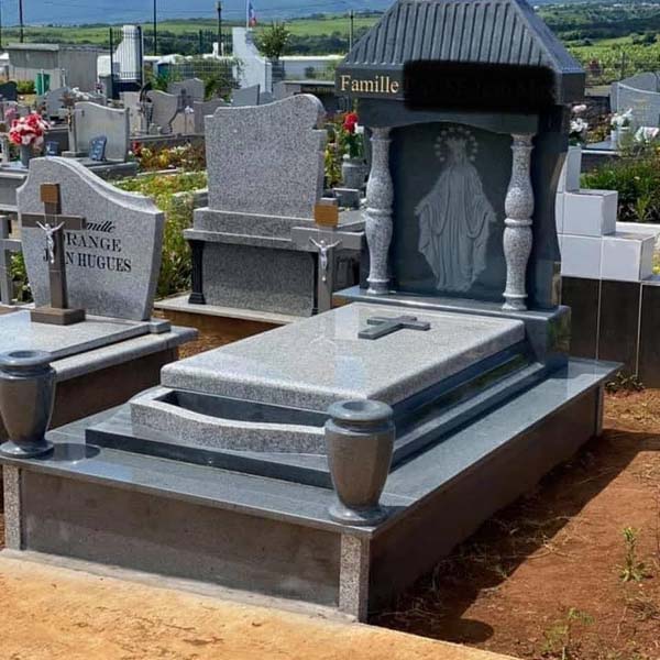 Comment personnaliser une plaque funéraire ?, La Réunion<br>Les différentes options de personnalisation pour une plaque funéraire, La Réunion<br>Comment choisir la meilleure option de personnalisation pour une plaque funéraire ? La Réunion
